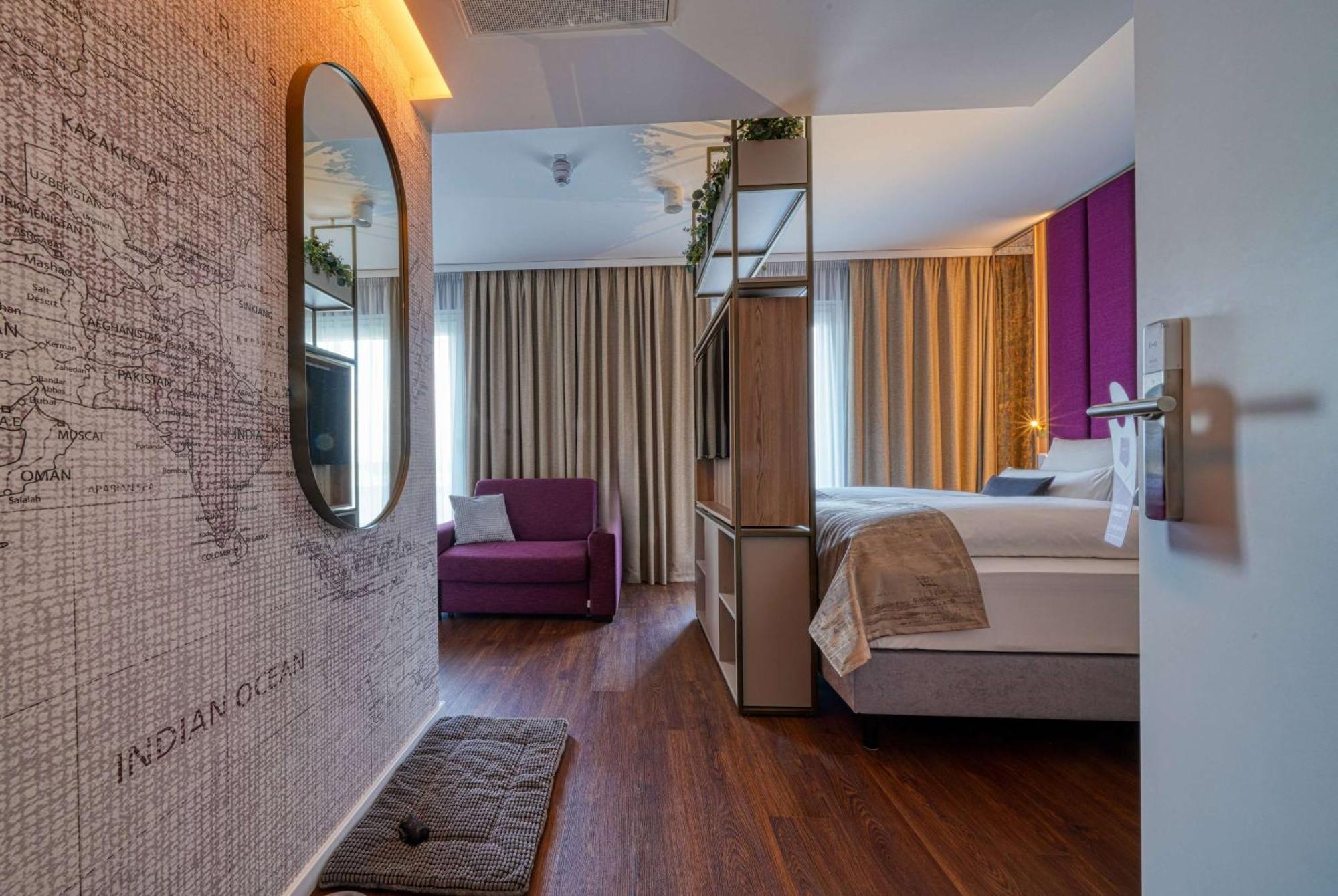 Fourside Hotel Ringsheim, Trademark Collection By Wyndham Exteriör bild